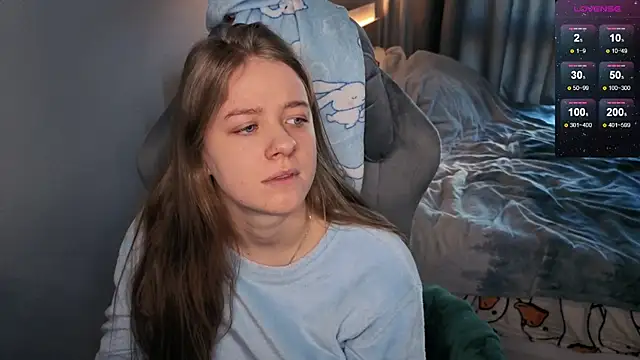 Snapshot of candy_maggie chatting on March 7, 12:56 pm candy maggie online show from March 7, 12:56 pm