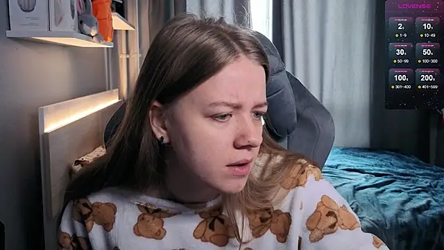 Snapshot of candy_maggie chatting on March 20, 9:15 am candy maggie online show from March 20, 9:15 am