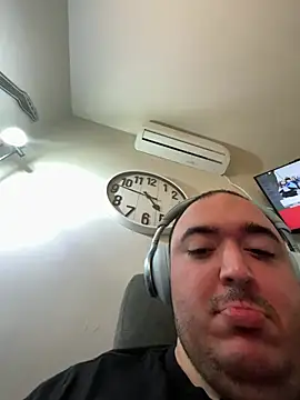 Daz012d online show from April 14, 1:49 pm