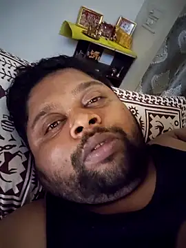 julywwrt online show from March 31, 9:50 pm