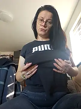 KristenVega online show from October 31, 9:17 am