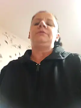 Snapshot of KristenVega chatting on March 6, 3:24 pm KristenVega online show from March 6, 3:24 pm