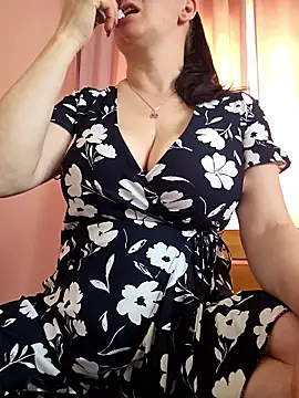 KristenVega online show from April 24, 11:45 am
