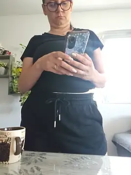 Snapshot of KristenVega chatting on July 9, 7:42 am KristenVega online show from July 9, 7:42 am