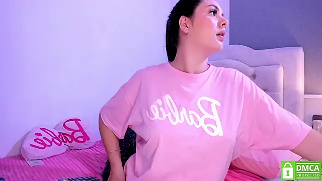 EmilyS   online show from January 24, 3:43 am