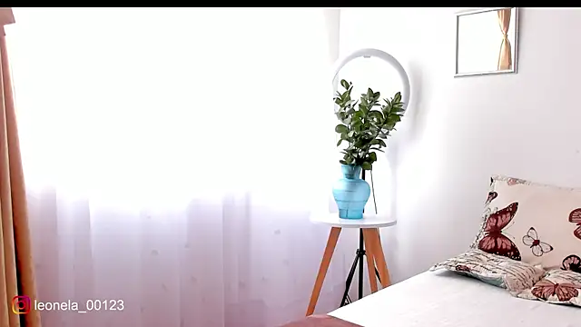 cuddlingbunny online show from June 27, 7:20 pm