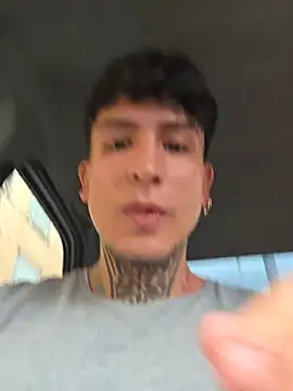 Snapshot of _Tomy08calderon chatting on November 14, 6:11 pm Tomy08calderon online show from November 14, 6:11 pm