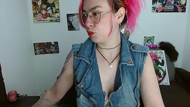 natasha laulau online show from November 10, 10:26 pm