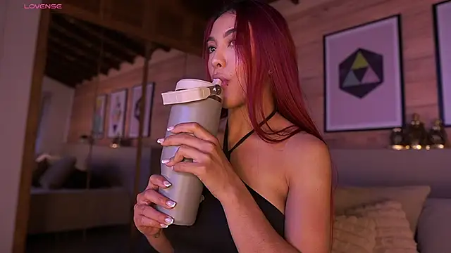 AmmyScott online show from March 11, 6:24 pm