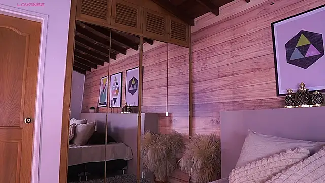 AmmyScott online show from April 12, 4:43 pm