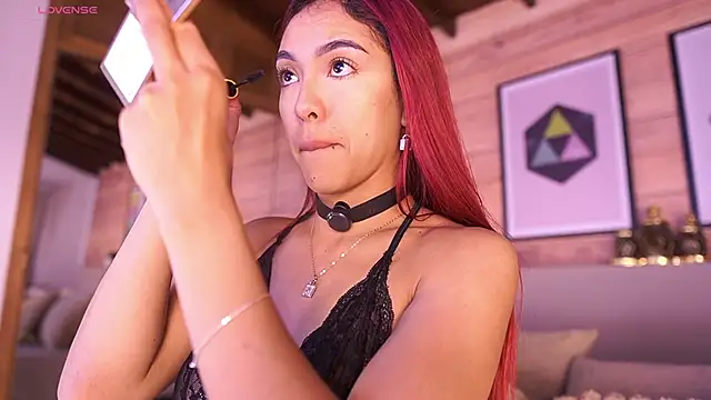 AmmyScott online show from March 5, 7:43 pm