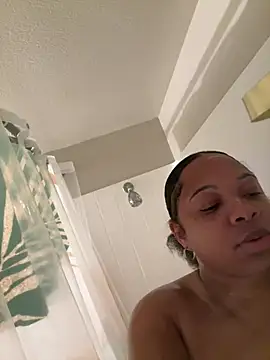 Snapshot of prettygirlxo chatting on February 26, 7:45 am prettygirlxo online show from February 26, 7:45 am