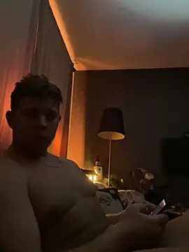 Teddan82 online show from December 7, 6:26 am