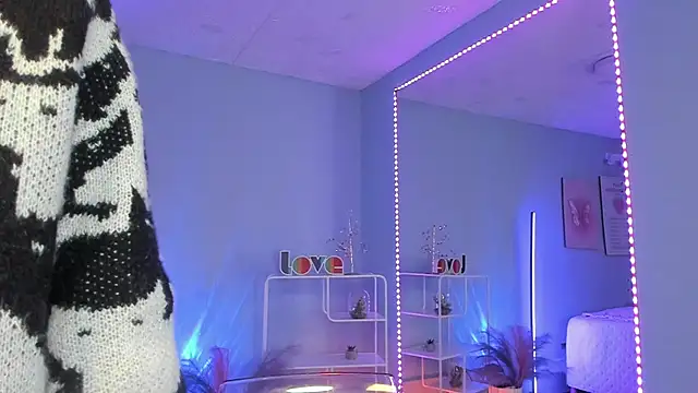 MaveParks  online show from November 10, 11:59 am