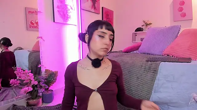 MaveParks  online show from February 24, 12:06 pm