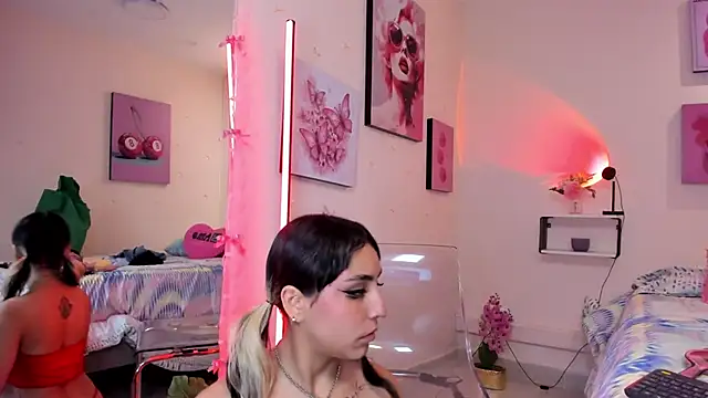 MaveParks  online show from November 28, 12:38 pm