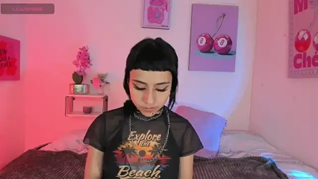 MaveParks  online show from April 10, 12:01 pm