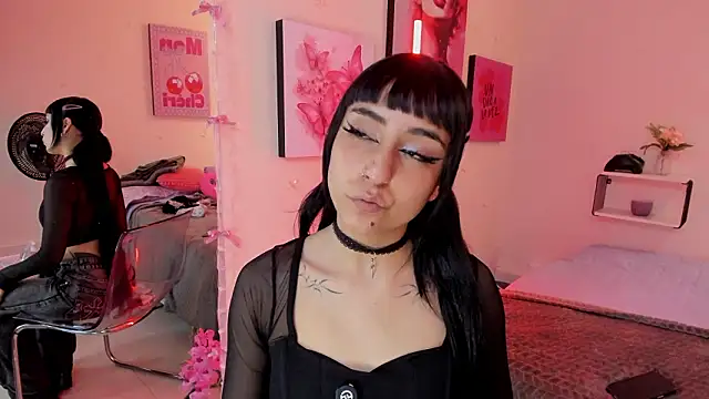 MaveParks  online show from February 23, 12:06 pm