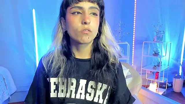 MaveParks  online show from October 31, 11:29 am