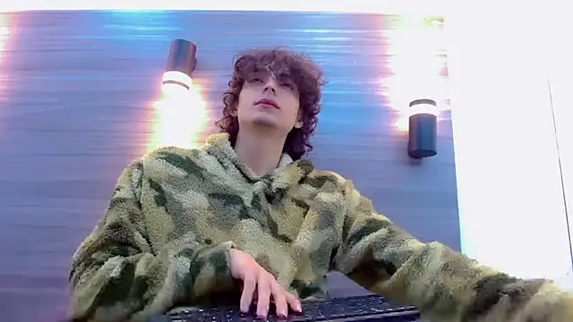 Sr BonnyEthan online show from April 13, 12:53 pm