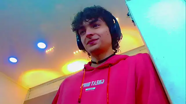 Sr BonnyEthan online show from January 6, 1:37 pm