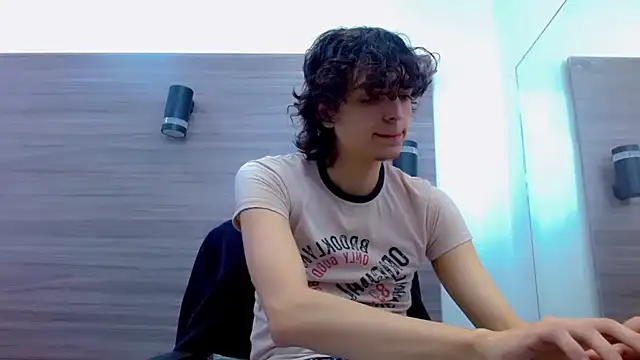 Sr BonnyEthan online show from April 4, 1:17 pm