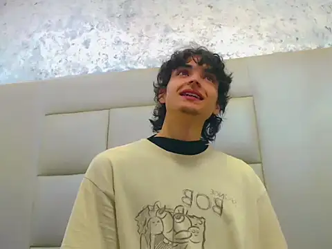 Sr BonnyEthan online show from February 7, 1:30 pm