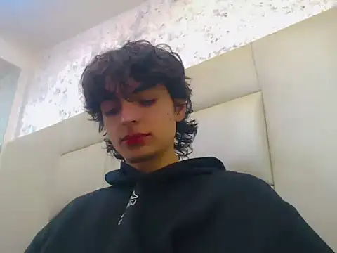 Sr BonnyEthan online show from February 9, 1:20 pm