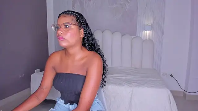 NastassjaCandy online show from November 4, 6:11 pm