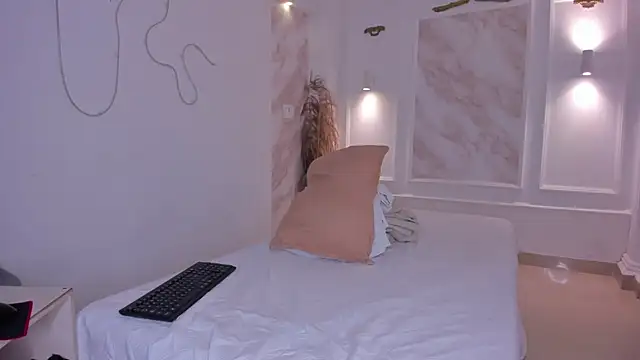 NastassjaCandy online show from October 22, 7:02 pm