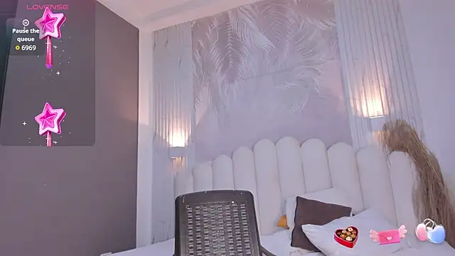 NastassjaCandy online show from March 31, 7:49 pm