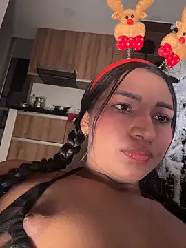 Barbiebrunette  online show from December 23, 7:18 am