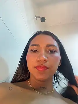 Barbiebrunette  online show from November 27, 3:07 am