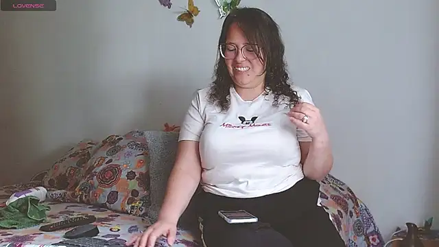 honeyhot paty online show from January 4, 8:59 pm