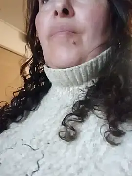 honeyhot paty online show from December 26, 9:15 pm