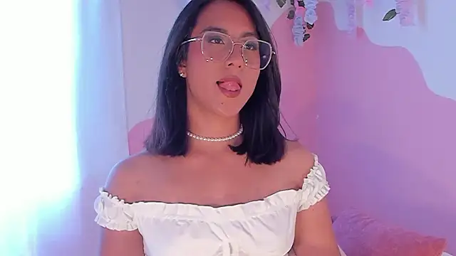 DaraBeckett online show from March 14, 8:59 pm