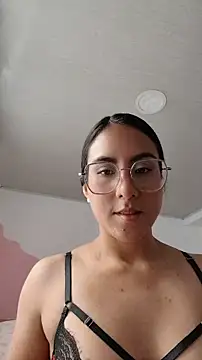 DaraBeckett online show from May 29, 2:23 pm
