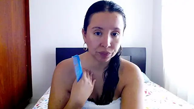 emely sexx20 online show from March 20, 3:04 pm