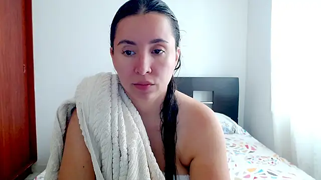 emely sexx20 online show from September 23, 3:19 pm