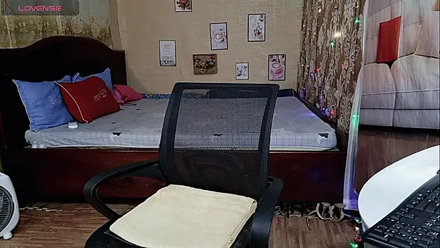 Lanian 99 online show from October 20, 11:49 pm