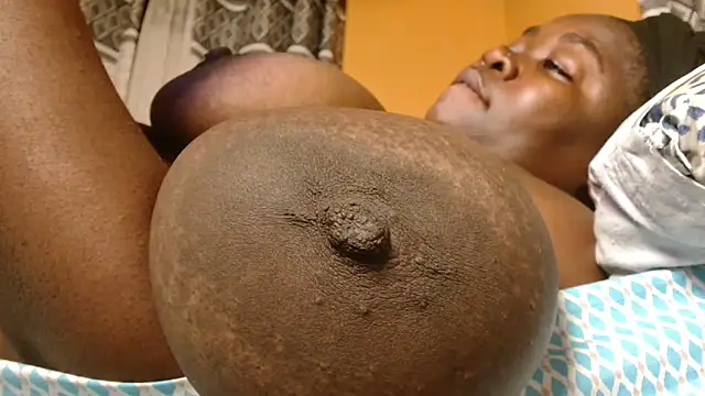 titi fiesta online show from February 5, 4:25 pm