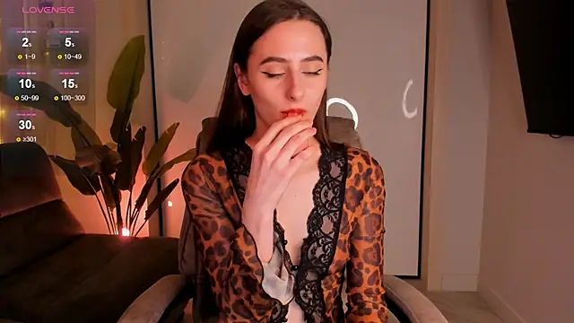 Snapshot of helen_ramsay chatting on January 29, 8:14 pm helen ramsay online show from January 29, 8:14 pm