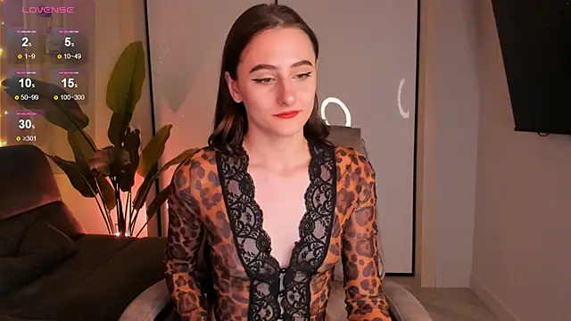 Snapshot of helen_ramsay chatting on February 1, 5:05 pm helen ramsay online show from February 1, 5:05 pm