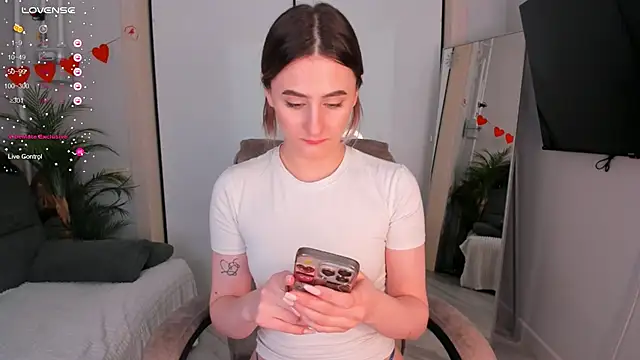 helen ramsay online show from April 15, 3:16 pm