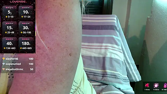 JennaDeluxe online show from November 19, 8:53 pm