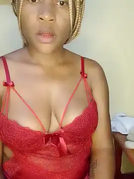 Snapshot of Mayah19 chatting on February 24, 7:52 pm Mayah19 online show from February 24, 7:52 pm