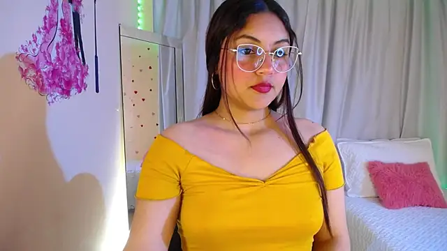 Snapshot of ashlei_ chatting on October 7, 1:39 am ashlei online show from October 7, 1:39 am