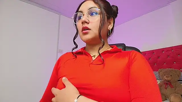 ashlei  online show from February 20, 11:28 pm