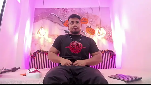 BrianMalonee online show from October 29, 12:26 pm