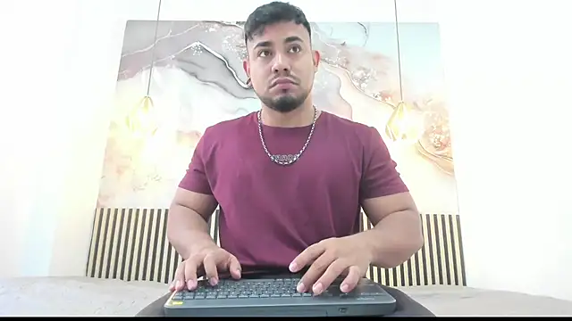 BrianMalonee online show from November 5, 11:57 am